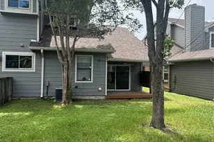 8502 Cima Oak Ln, Austin, TX 78759 - Photo 4