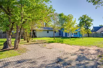 2713 Sweeney Lane, Austin, TX 78723 - Photo 2