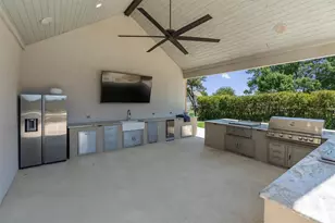 152 Whitney Woods Cir, Georgetown, TX 78633 - Photo 32