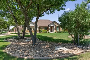 152 Whitney Woods Cir, Georgetown, TX 78633 - Photo 4