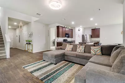 33 Bent Trail Lane, Georgetown, TX 78628 - Photo 4
