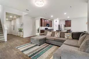 33 Bent Trl Ln, Georgetown, TX 78628 - Photo 4