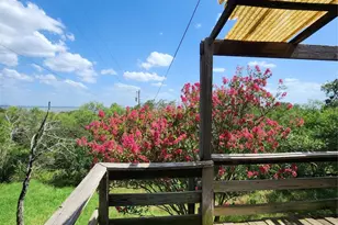 304 Monte Vista Dr, Burnet, TX 78611 - Photo 2