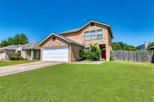 1347 Lakeside Loop, Round Rock, TX 78665 - Photo 4
