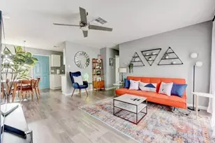 2005 Cheshire Dr, Austin, TX 78723 - Photo 2