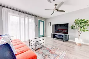 2005 Cheshire Dr, Austin, TX 78723 - Photo 4