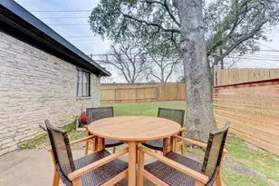 2005 Cheshire Dr, Austin, TX 78723 - Photo 20