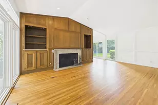 1202 Belmont Pkwy, Austin, TX 78705 - Photo 2