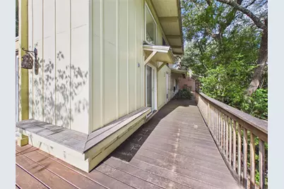 1202 Belmont Parkway, Austin, TX 78705 - Photo 20