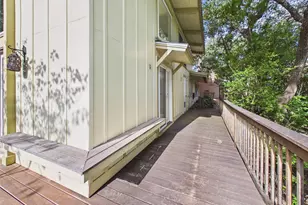 1202 Belmont Pkwy, Austin, TX 78705 - Photo 20