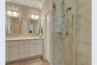 5018 Shoal Creek Boulevard, Austin, TX 78756 - Photo 20