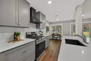 5912 Cherry Creek Dr, Austin, TX 78745 - Photo 8
