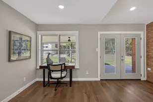 5912 Cherry Creek Dr, Austin, TX 78745 - Photo 10