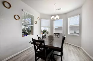104 Peach Flt Ct, Liberty Hill, TX 78642 - Photo 10