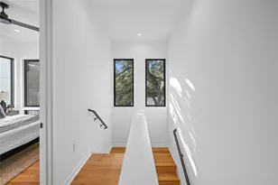 219 Lessin Ln, Austin, TX 78704 - Photo 20