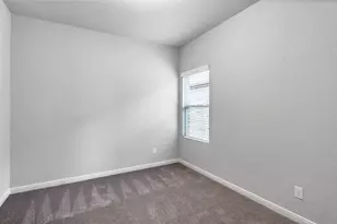 1941 Colonial Ave Ave, New Braunfels, TX 78130 - Photo 24