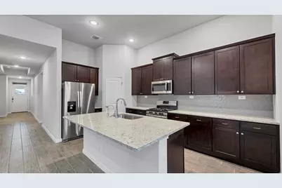 1941 Colonial Ave Avenue, New Braunfels, TX 78130 - Photo 6