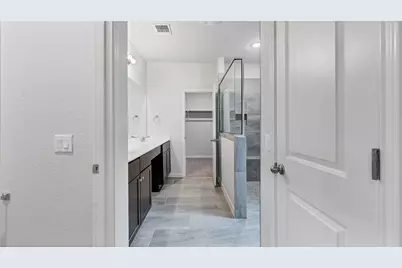 1941 Colonial Ave Avenue, New Braunfels, TX 78130 - Photo 16