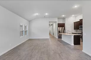 1941 Colonial Ave Ave, New Braunfels, TX 78130 - Photo 10