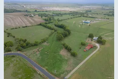 2201 County Road 311, Jarrell, TX 76537 - Photo 10