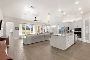 304 Morning Ridge Ct, Georgetown, TX 78628 - Photo 14