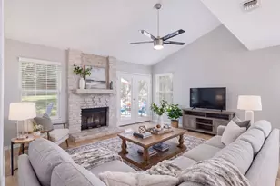 9518 Topridge Dr, Austin, TX 78750 - Photo 10
