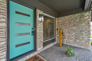 5203 Stone Gate Dr, Austin, TX 78721 - Photo 4