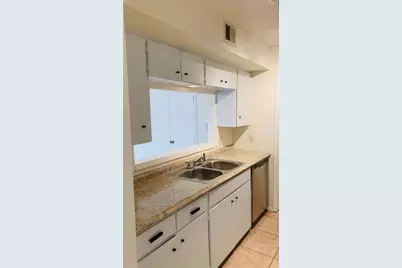 6718 Silvermine Drive #302, Austin, TX 78736 - Photo 8