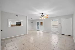 6718 Silvermine Dr, Austin, TX 78736 - Photo 10