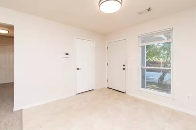 309 Ellis Street, San Marcos, TX 78666 - Photo 6