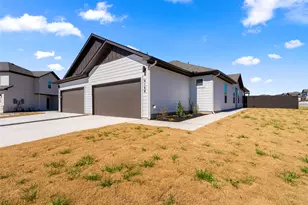 414 Cross Barn Blvd, Buda, TX 78610 - Photo 2