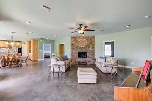 118 Saddle Ct, Bastrop, TX 78602 - Photo 14