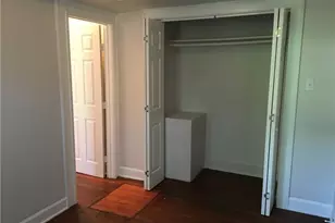 812 E 30th St, Austin, TX 78705 - Photo 14