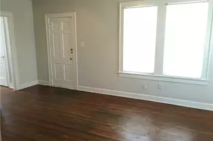 812 E 30th St, Austin, TX 78705 - Photo 10