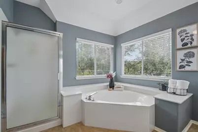12712 Twisted Briar Lane, Austin, TX 78729 - Photo 18
