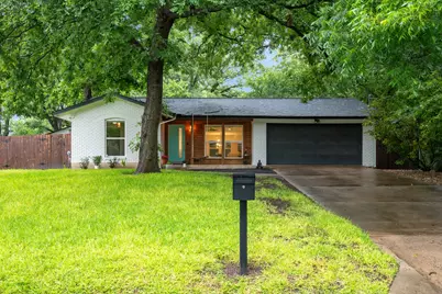 823 Walnut Creek Drive, Austin, TX 78753 - Photo 2