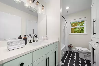 823 Walnut Creek Drive, Austin, TX 78753 - Photo 22