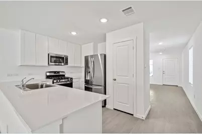 2413 Legends Creek, New Braunfels, TX 78130 - Photo 4