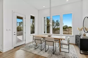 1810 Crimson Sunset Dr, Georgetown, TX 78628 - Photo 6