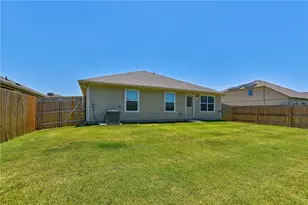 401 Cassandra Dr, Hutto, TX 78634 - Photo 24