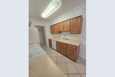 15208 Spring Hill Lane #B, Pflugerville, TX 78660 - Photo 4