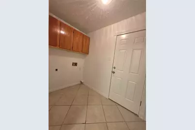 15208 Spring Hill Lane #B, Pflugerville, TX 78660 - Photo 10