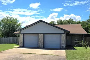 15208 Spring Hill Ln, Pflugerville, TX 78660 - Photo 1
