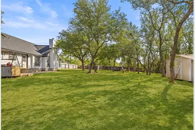 280 Stonegate Drive, Johnson City, TX 78636 - Photo 8