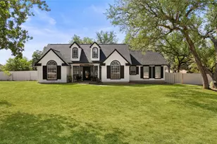 280 Stonegate Dr, Johnson City, TX 78636 - Photo 8