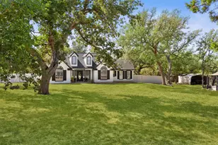 280 Stonegate Dr, Johnson City, TX 78636 - Photo 6