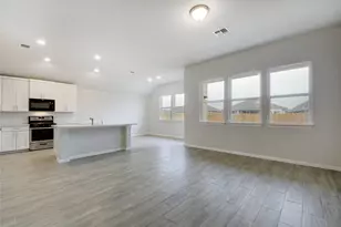 134 Edgewater Trl, Bastrop, TX 78602 - Photo 6
