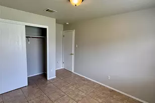 3504 Banda Ln, Austin, TX 78725 - Photo 16
