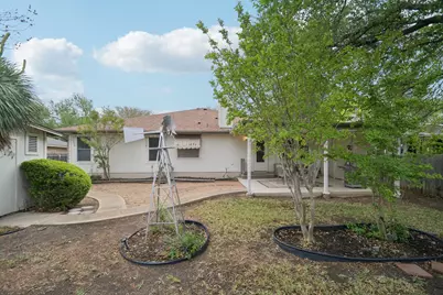 1300 Leah Lane, Round Rock, TX 78665 - Photo 36