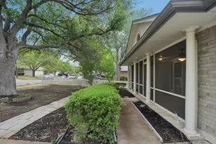 1300 Leah Ln, Round Rock, TX 78665 - Photo 4